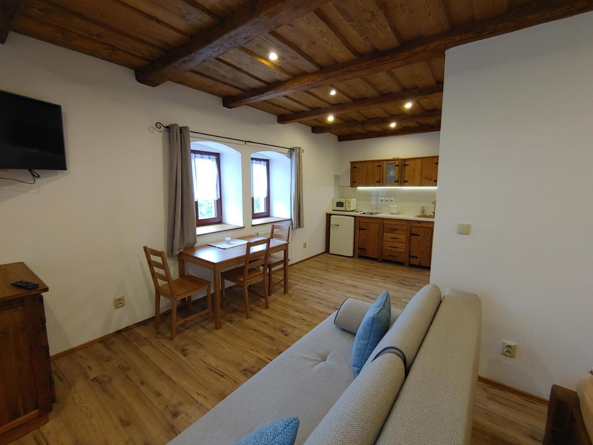 U Mikesu Apartamento Vyšší Brod Exterior foto